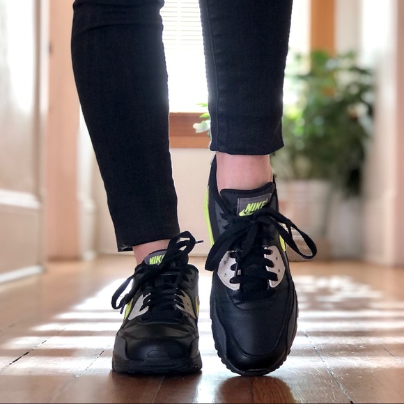 ⚡️NIKE AIR MAX 90 ⚡️ - Picture 3 of 10